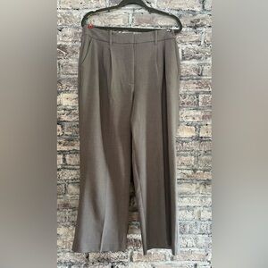 Women's Gray Nine West Wide-Leg Pants New with tags. Smoke and pet free home